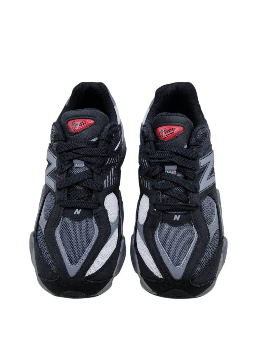 New Balance Kids Sneakers Black Gray Sneakers Lace Up Running Shoes Size 5.5